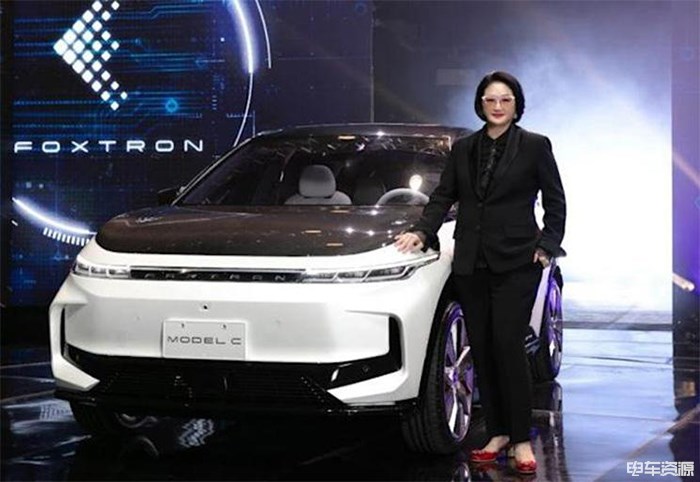 推出电动汽车品牌Foxtron 富士康正式发布3款新车