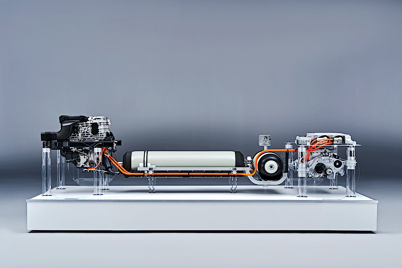 氢燃料电池、氢燃料发动机，哪一个能够代表未来？