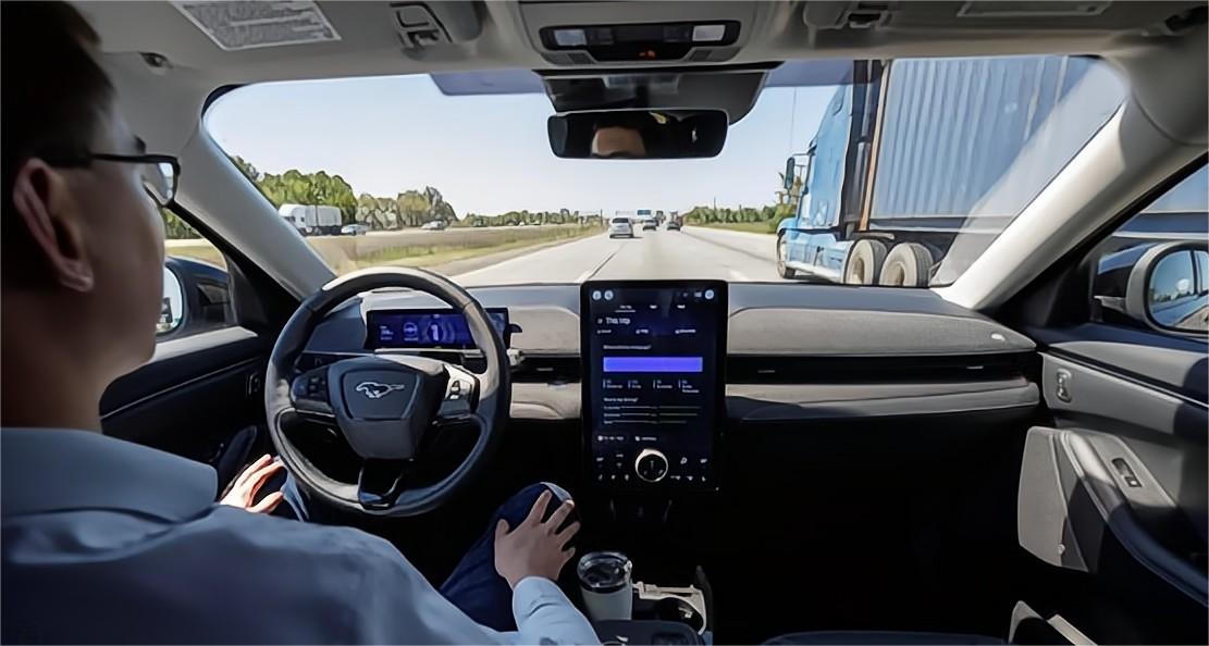 福特汽车将推出新一代「BlueCruise」蓝智驾1.2主动驾驶辅助系统
